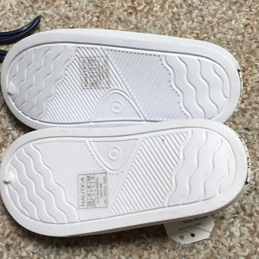 Nautica Kids Leven Water Shoes Unisex size 9 Blue Tie Dye